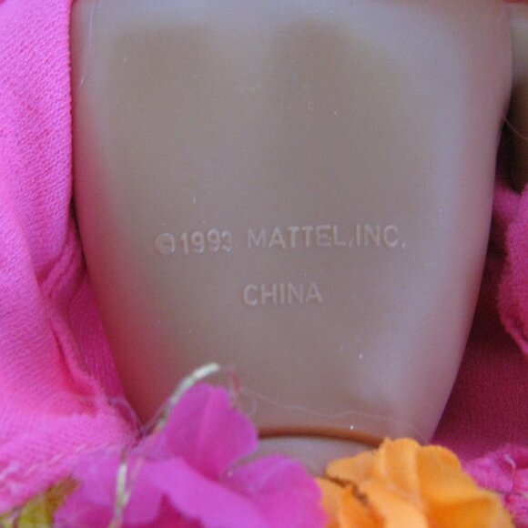 Barbie Hula Hair Doll Articulated Blue Eyes 1993 Gold Grass Skirt Tropic Mattel - Picture 3 of 7